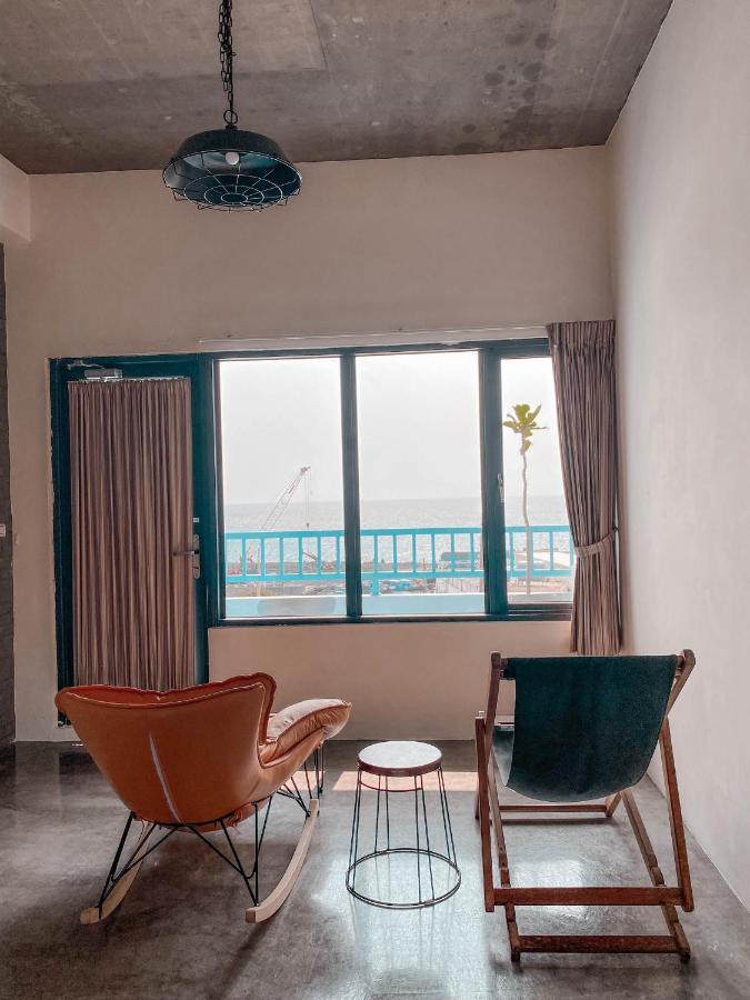 Lugo Hotel Manzhou Экстерьер фото
