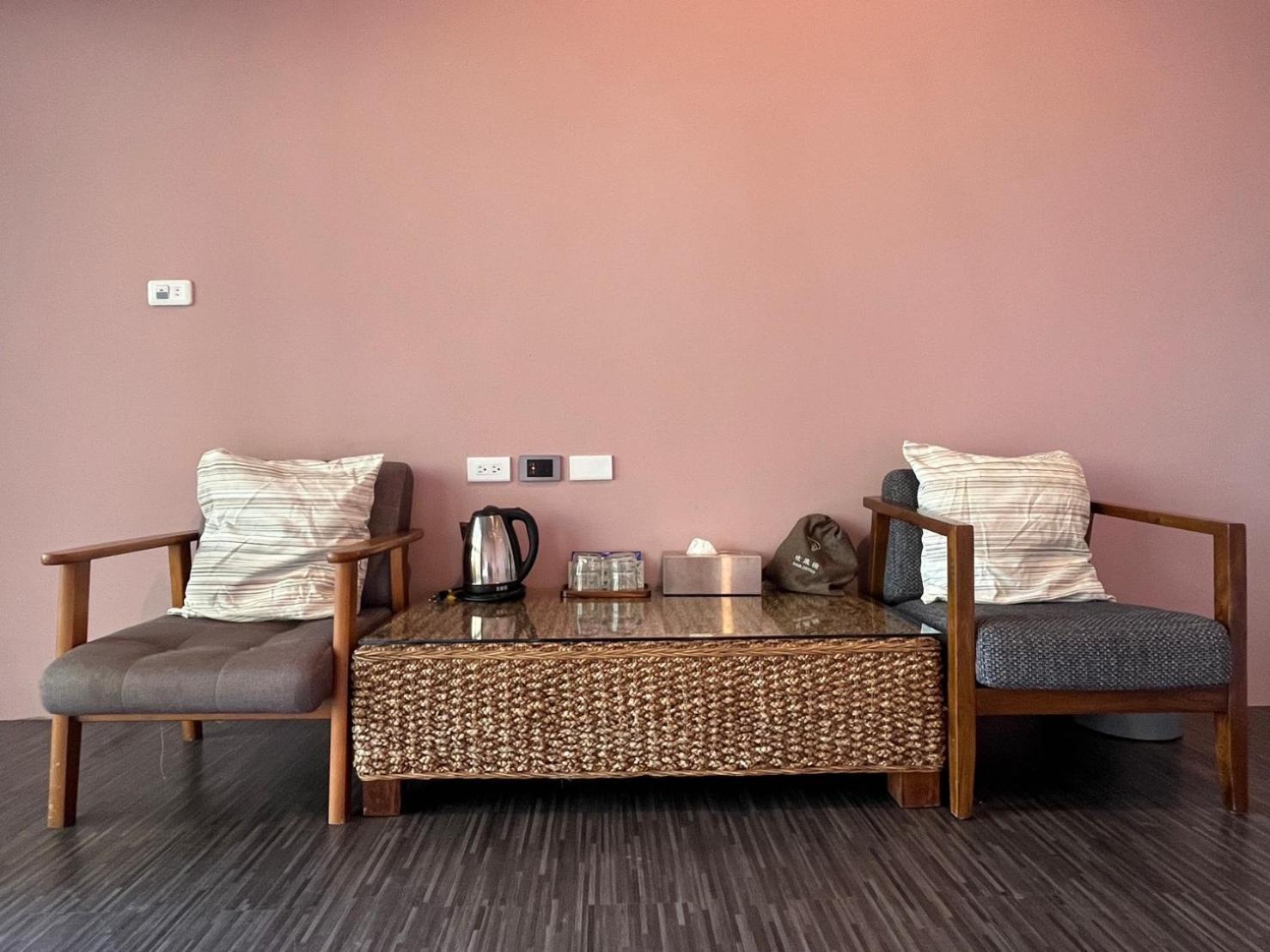 Lugo Hotel Manzhou Экстерьер фото