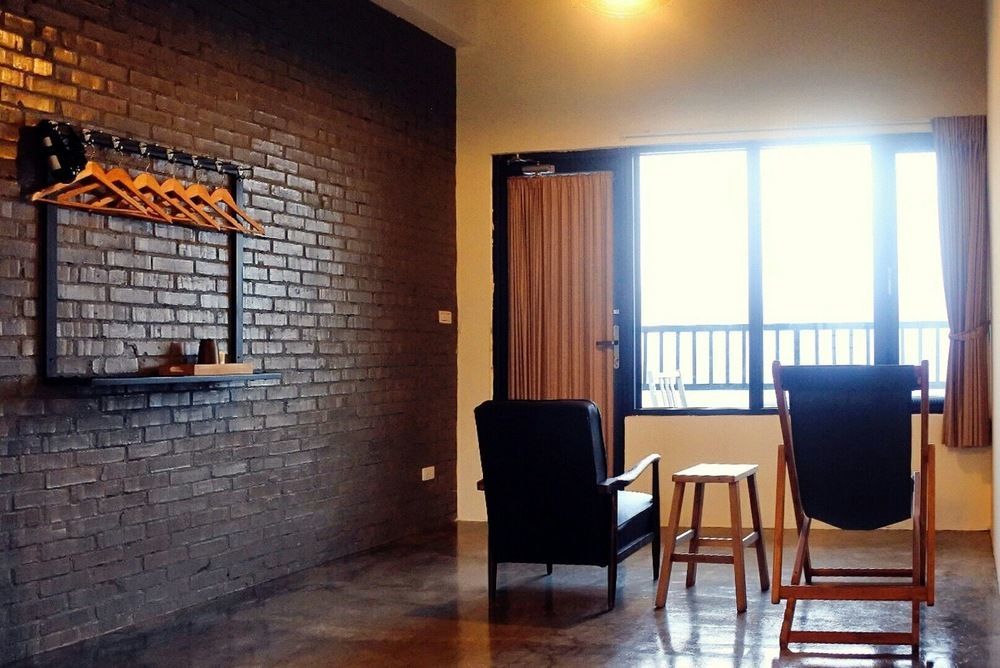 Lugo Hotel Manzhou Экстерьер фото